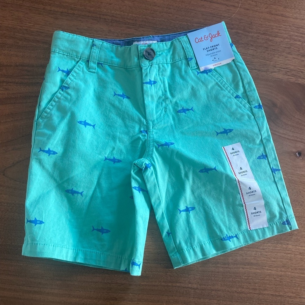 Cat & Jack adjustable waist boys shorts 
Size 4. NWT